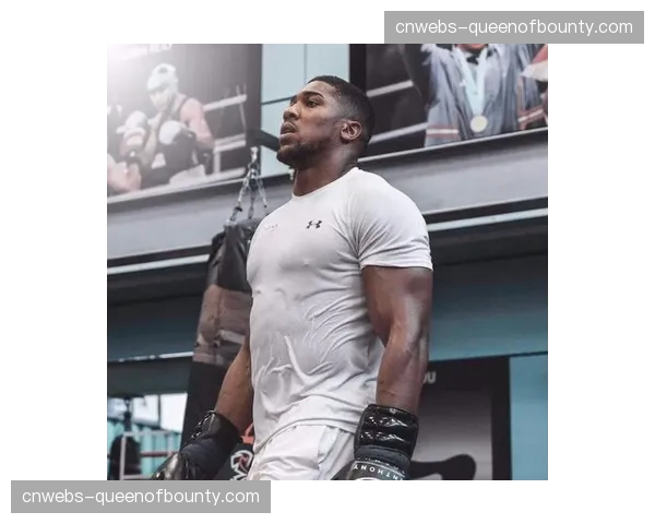 前重量级拳王安东尼·约书亚结束训练营，团队评估下一步对手