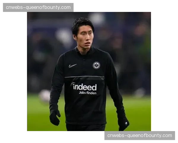 法兰克福官方确认,日本中场镰田大地肌肉纤维撕裂,将缺席三周 法兰克福官方确认,日本中场镰田大地肌肉纤维撕裂,将缺席三周